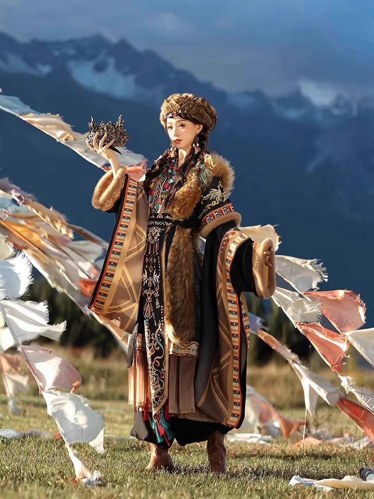 Travel Photography Series Tibe – Ethnic Clothing & Online Fashion Store Khaadi Pk recenzja i cena