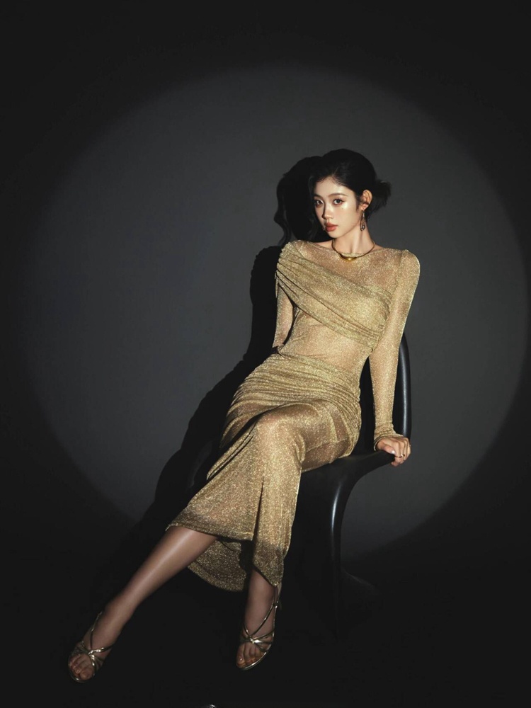 Personal Portrait Image Photo  – Ethnic Fashion Images recenzja i cena