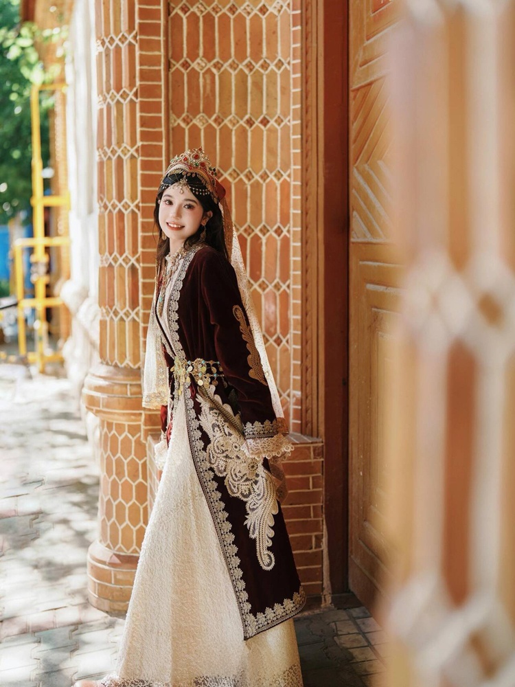 New Ethnic Minority Uygur Clot – Ethnic Clothing & Online Fashion Store Khaadi Pk recenzja i cena